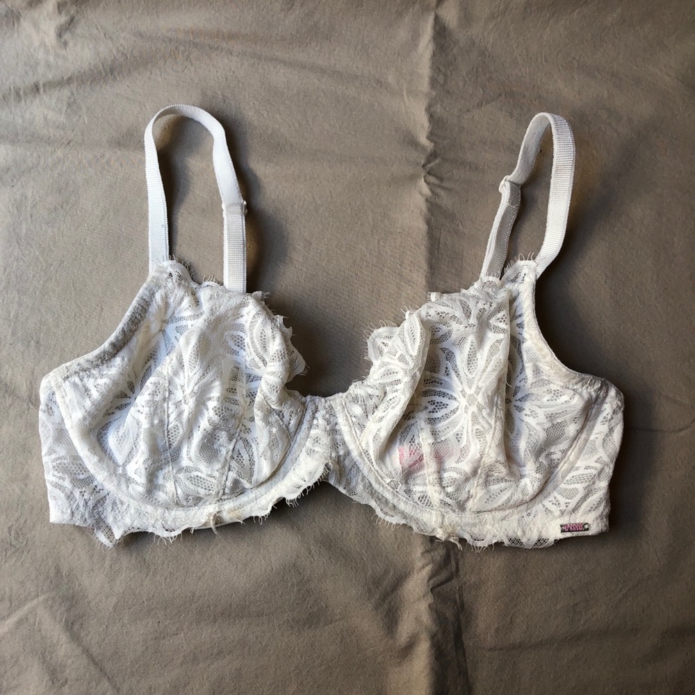 PINK - Underwire lace bralette
